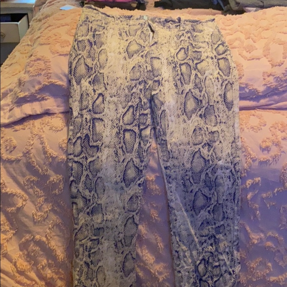 Beautiful snakeskin cotton pants